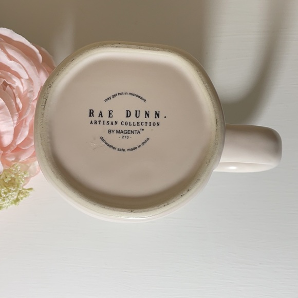 NWT Rae Dunn CHICK MAGNET Mug - Picture 4 of 4